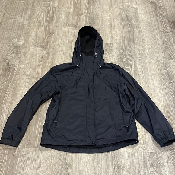 LL Bean Fleece Lined Rain Jacket - Picture 1 of 6